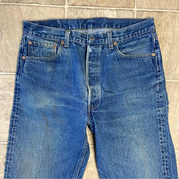 Vintage Levi’s 501 xx Blue Straight-Leg Jeans - Picture 2 of 7